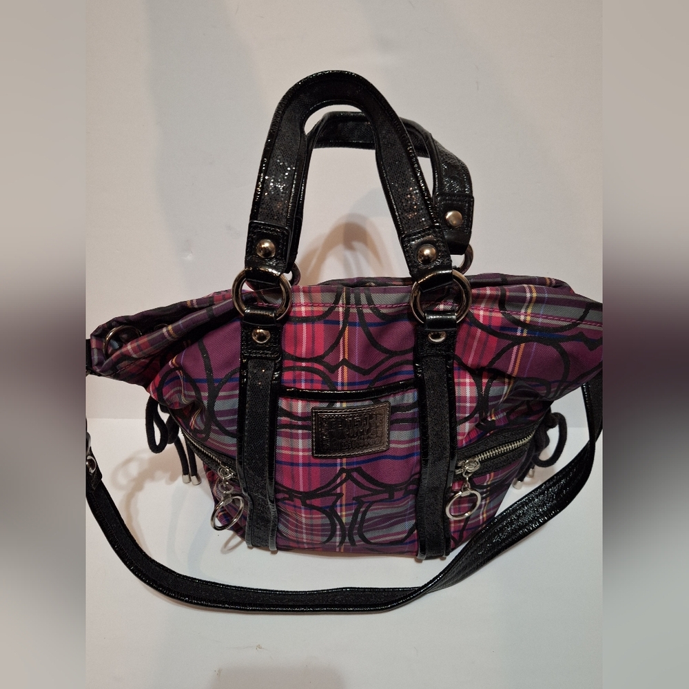 Coach Signature Poppy Tartan Plaid Spotlight 14371